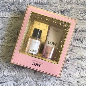 VS GIFT SET - LOVE